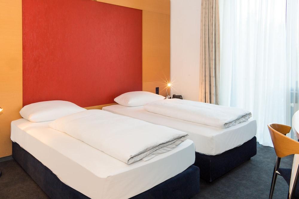 Four Ratingen Dusseldorf Airport Hotell Eksteriør bilde